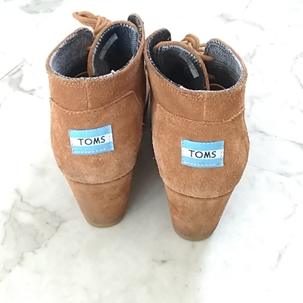Toms booties. - Picture 4 of 12
